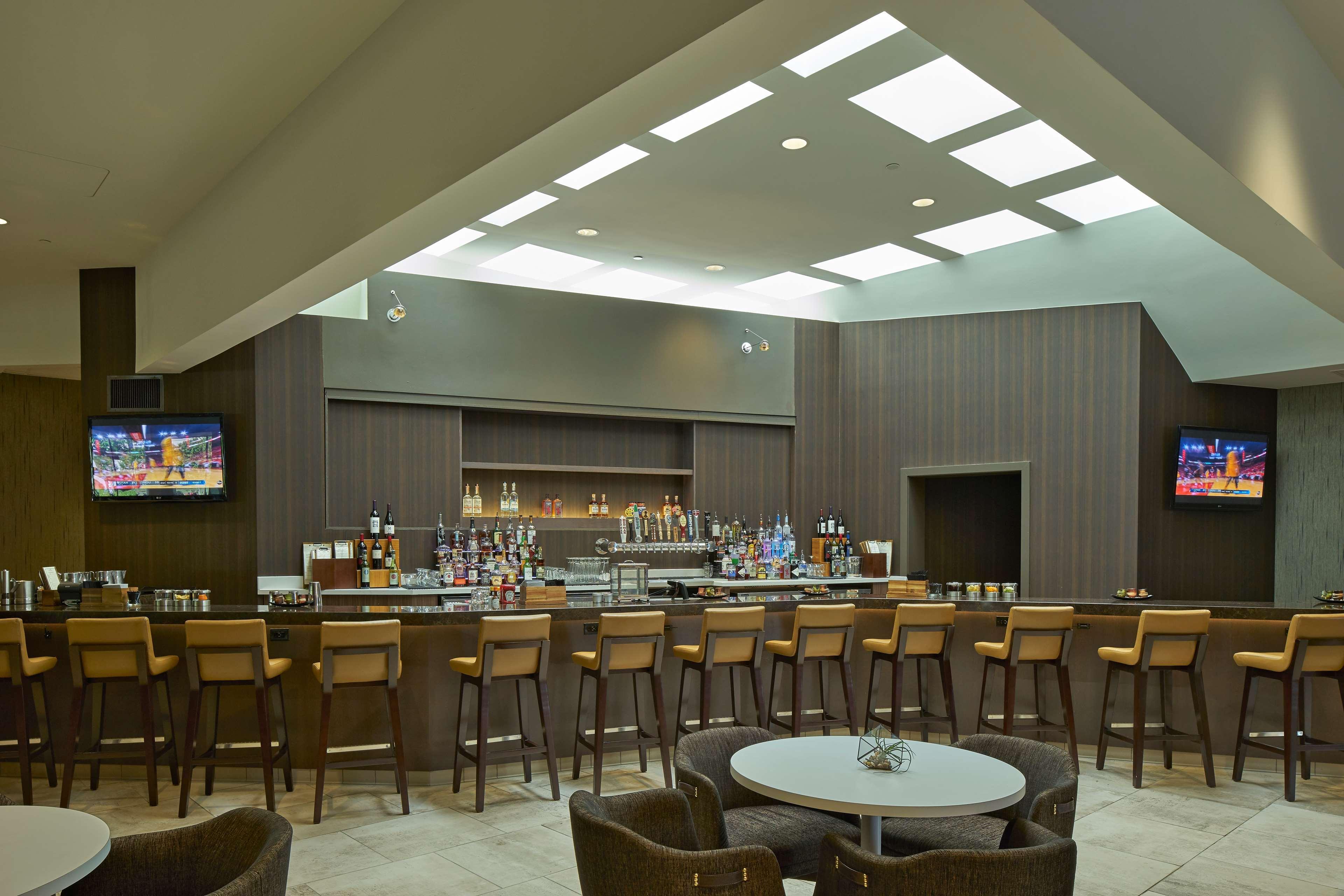 Hilton Raleigh North Hills Otel Dış mekan fotoğraf