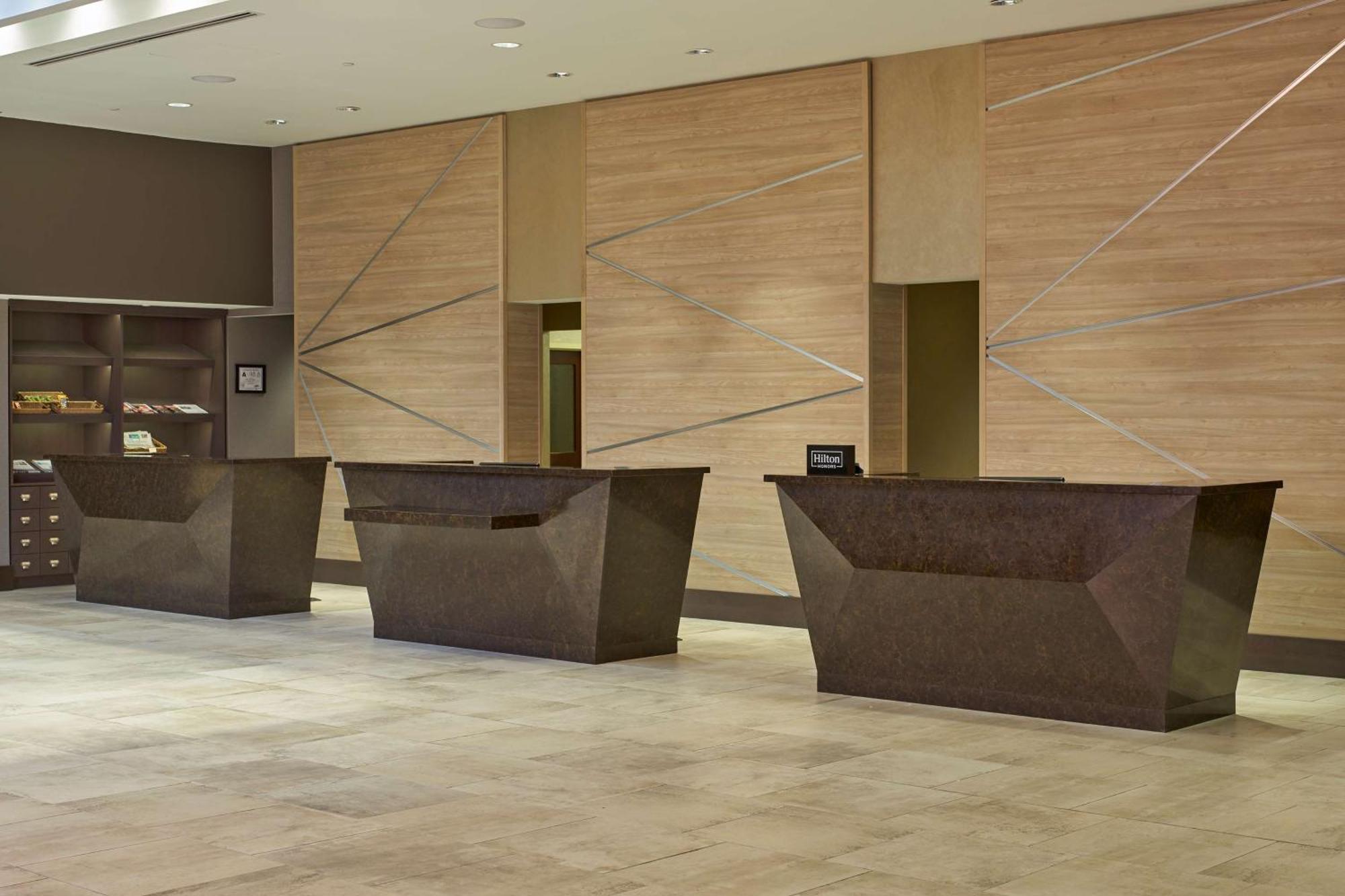 Hilton Raleigh North Hills Otel Dış mekan fotoğraf