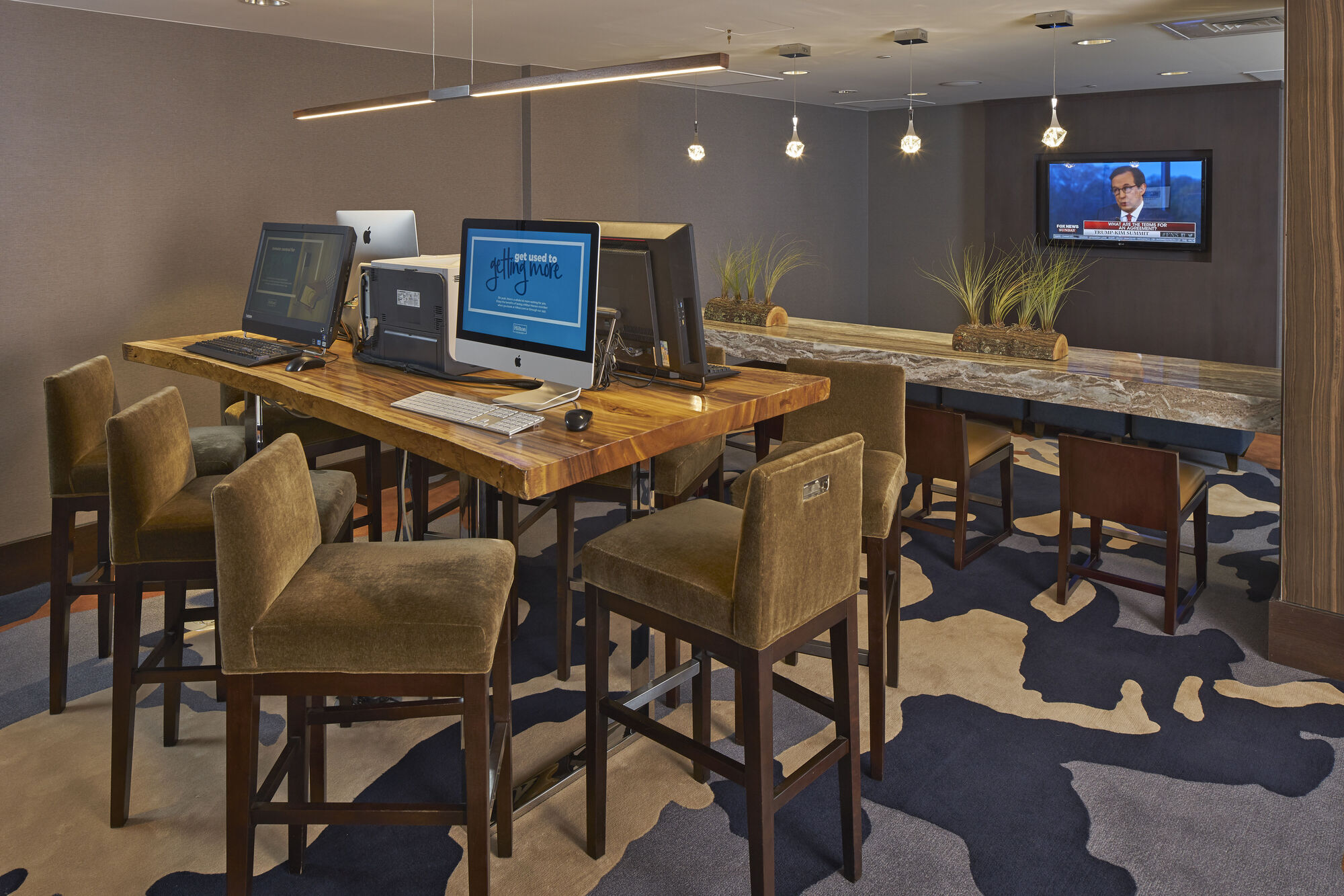 Hilton Raleigh North Hills Otel Konforlar fotoğraf